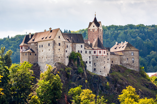 Loket pilis – Karlovy Varai - Praha 4d./2n.