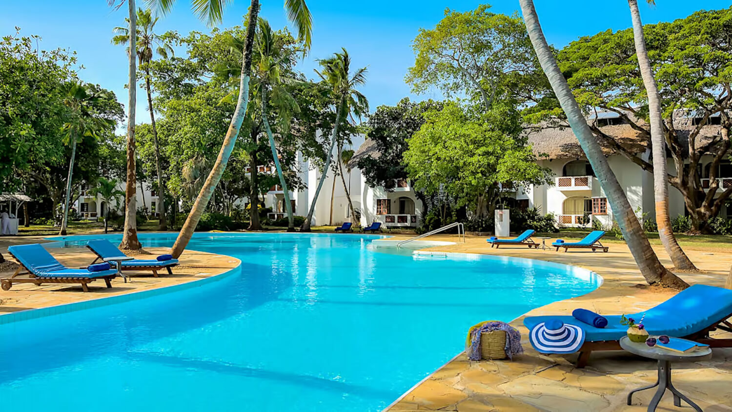 DIAMONDS LEISURE BEACH GOLF RESORT Hotel Vie butis Kenija Mombasa DIAMONDS LEISURE BEACH GOLF RESORT Hotel Vie butis Kenija Mombasa